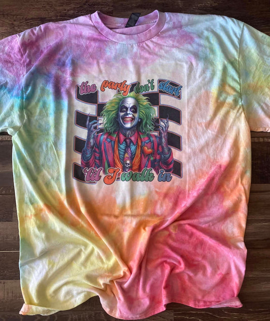 The party don't start til I walk in tee