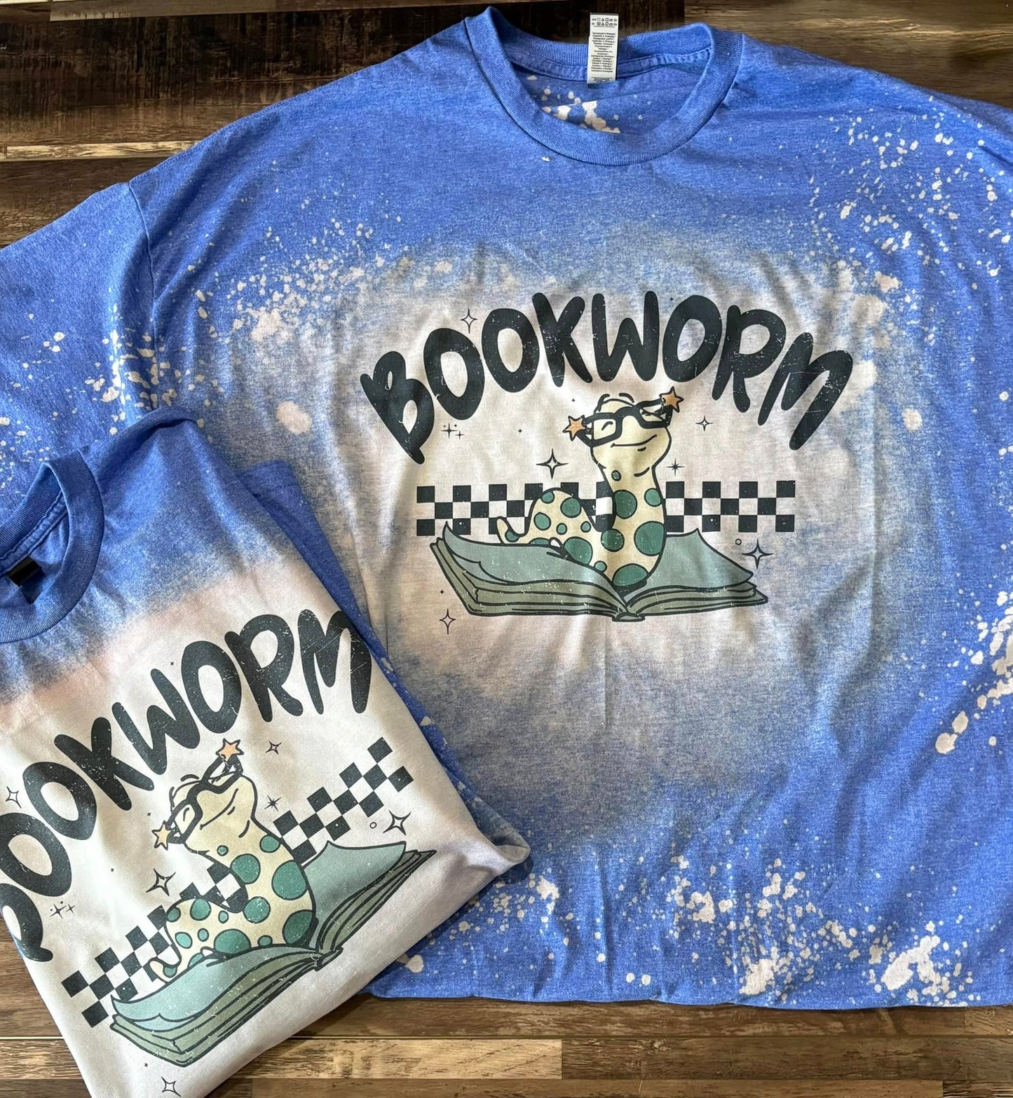 Bookworm tee