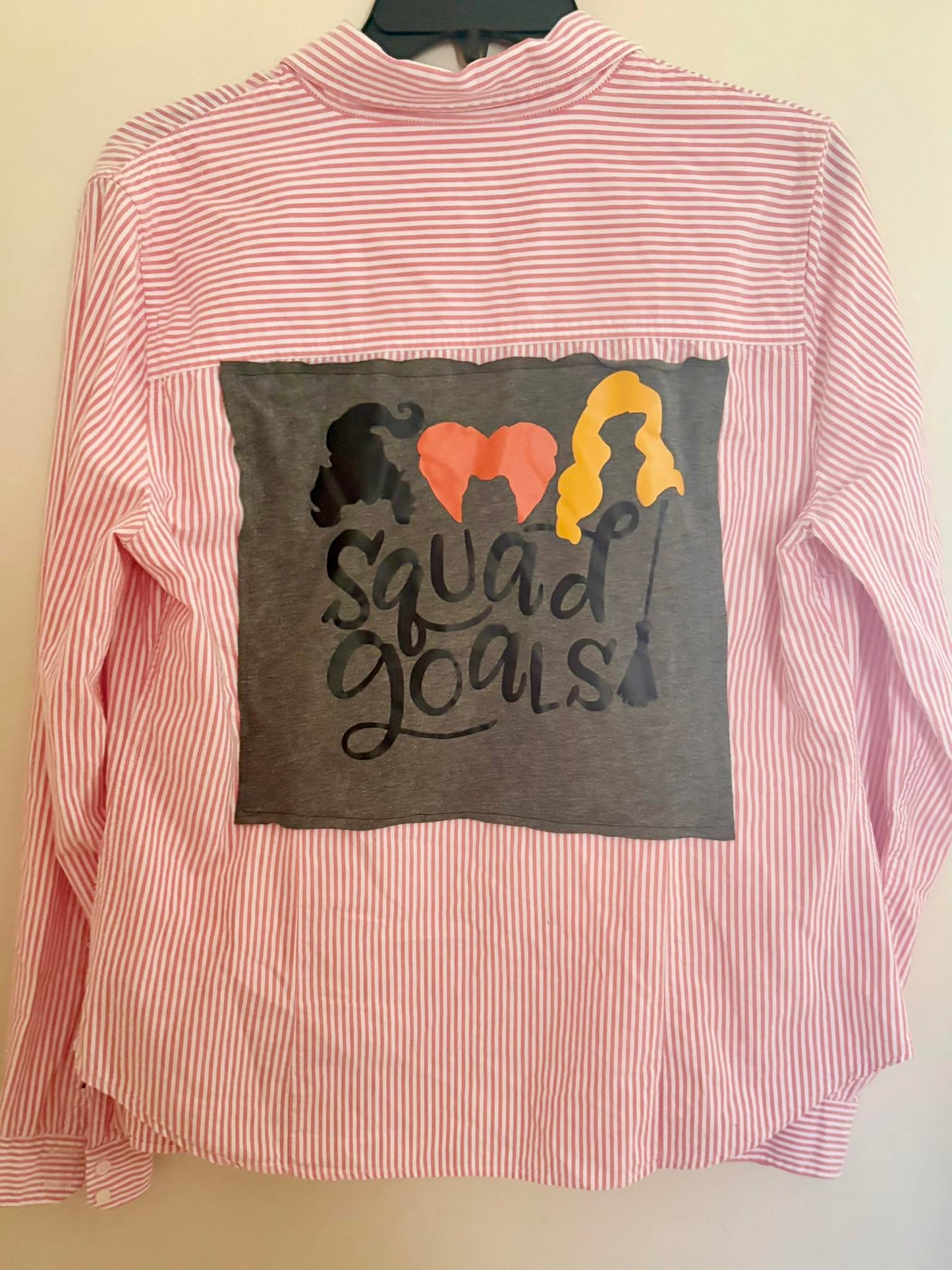 Squad goals button up lg