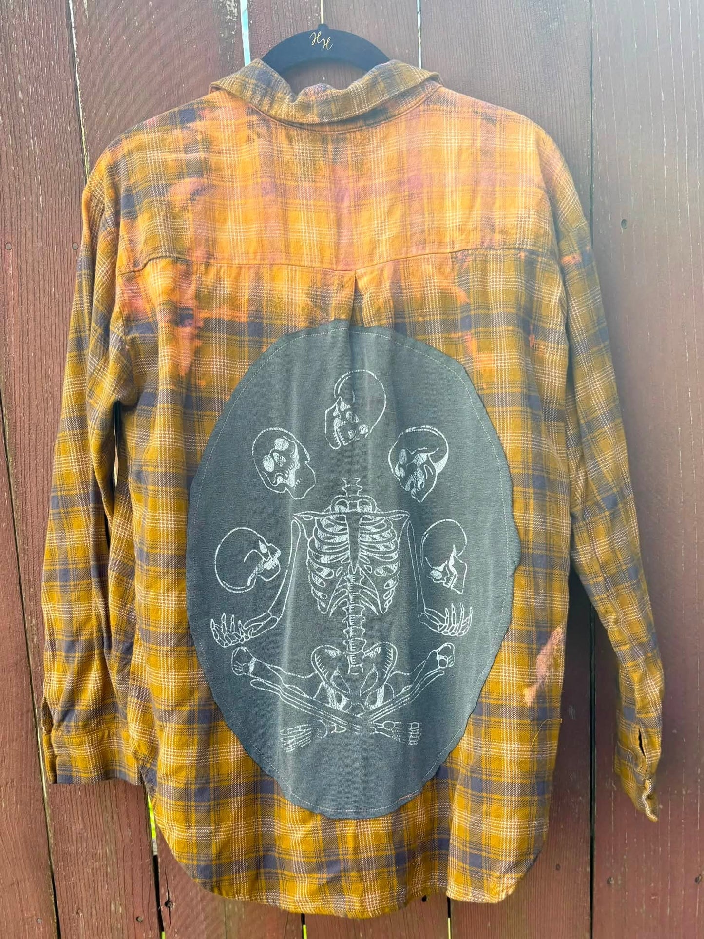 Skeleton flannel size medium