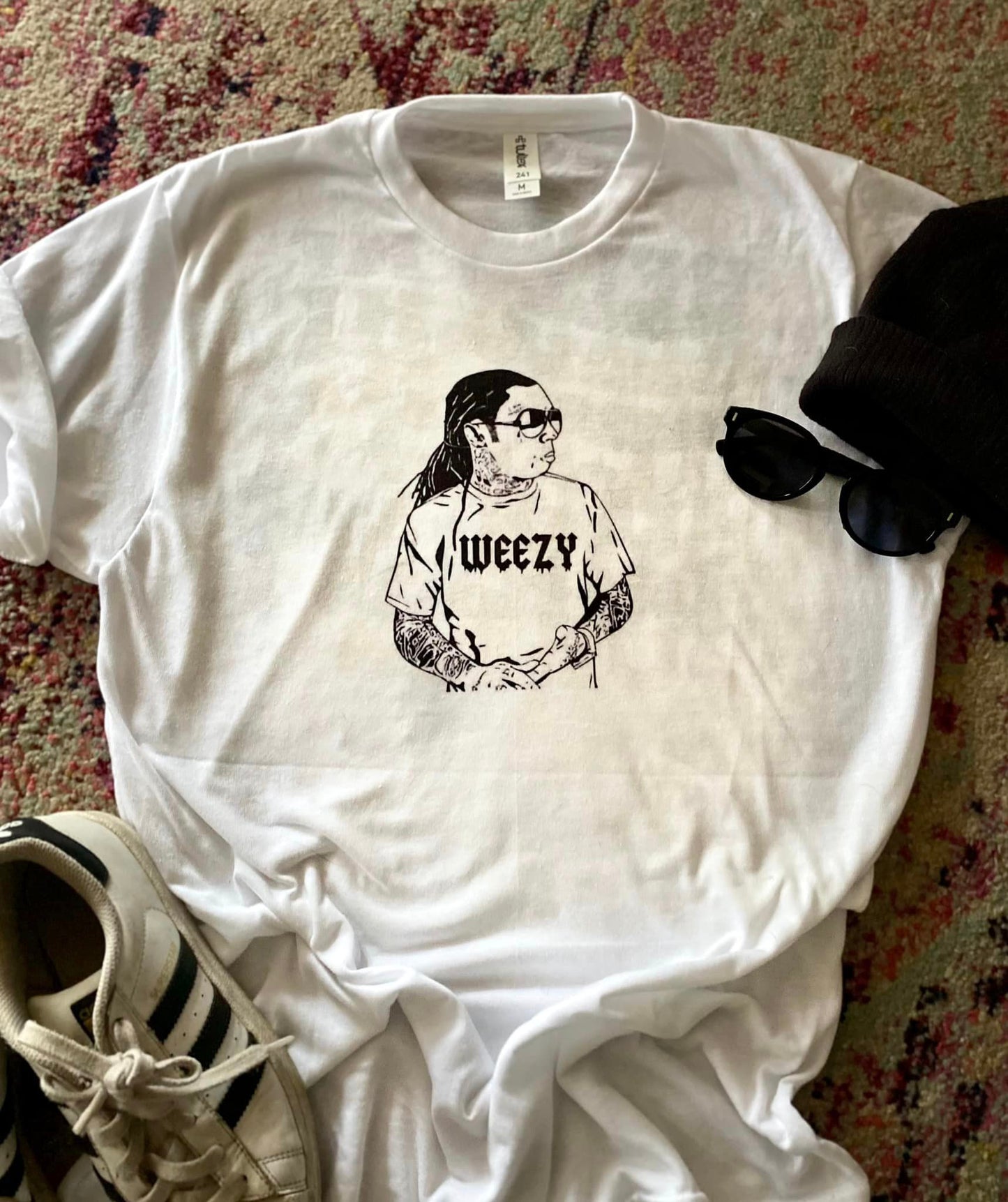 Weezy tee