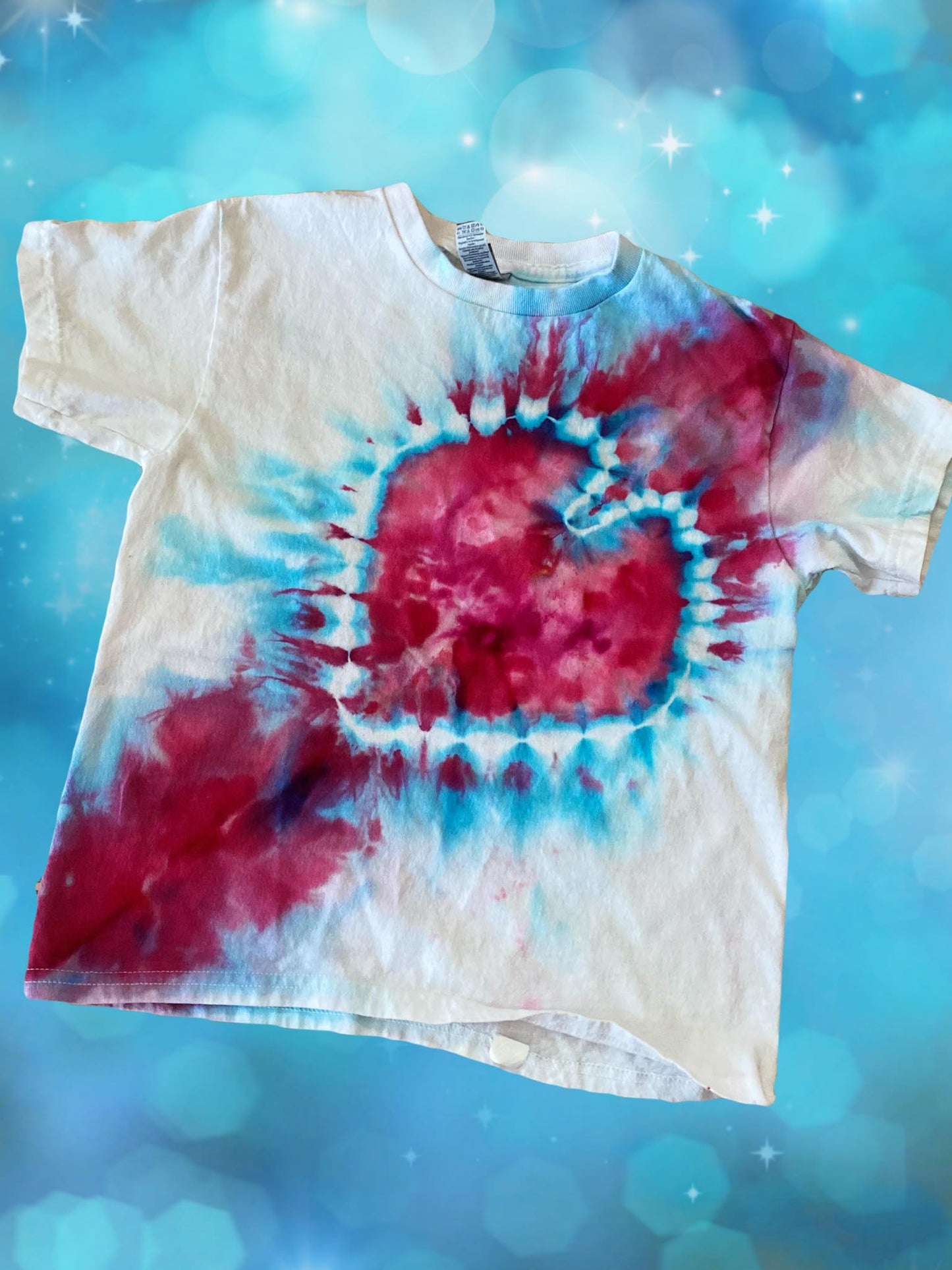 Heart on the line tee