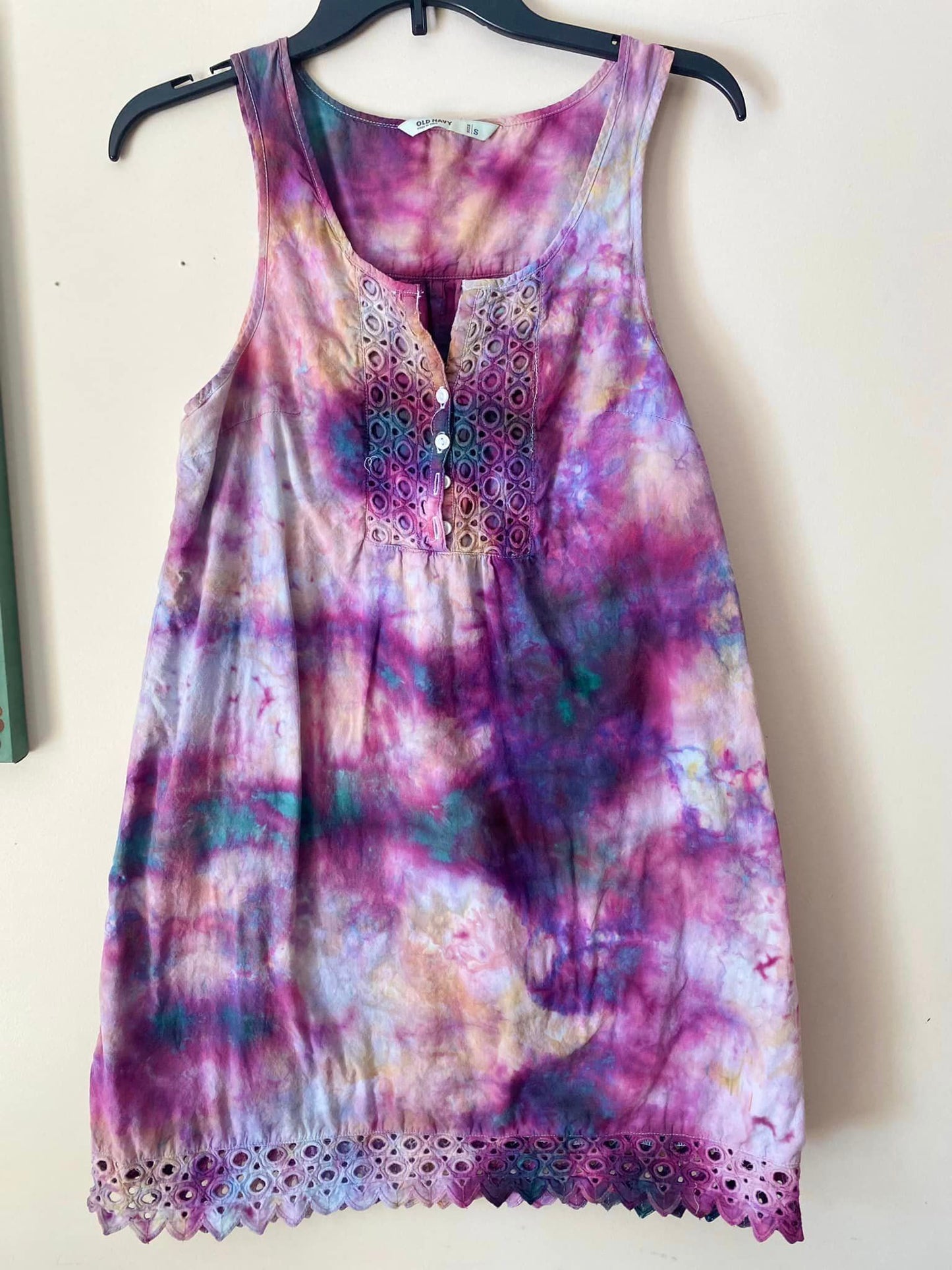 Strawberry skies dress size small