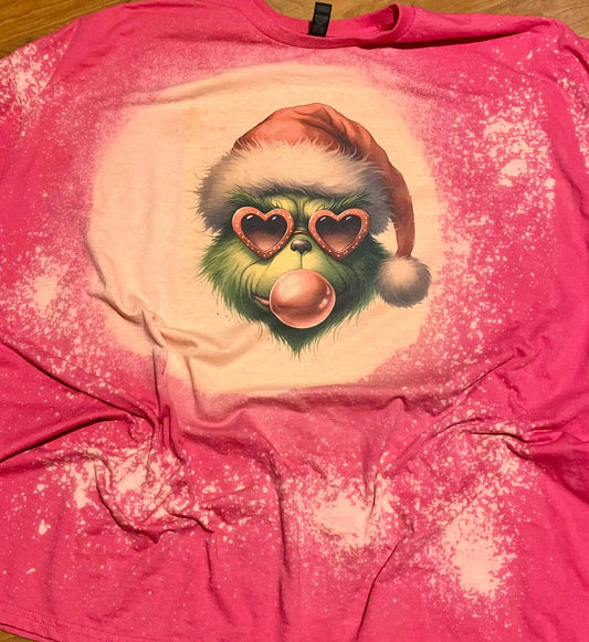 Bubblegum grinch tee