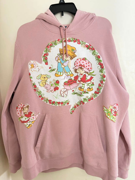 XL vintage strawberry shortcake hoodie