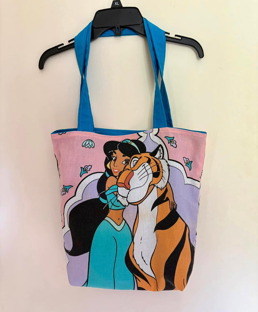 Jasmine tote bag