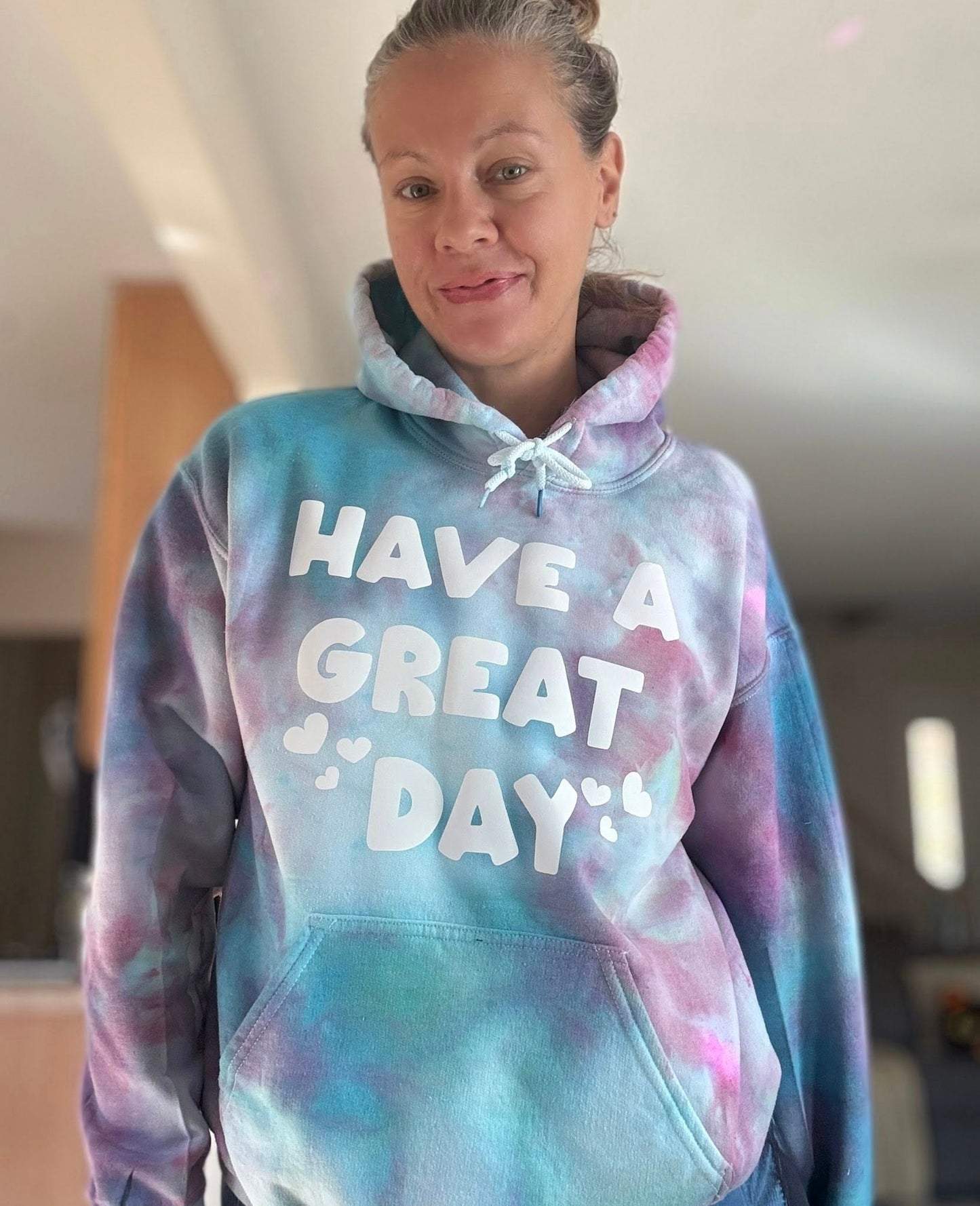 Have a great day hoodie med