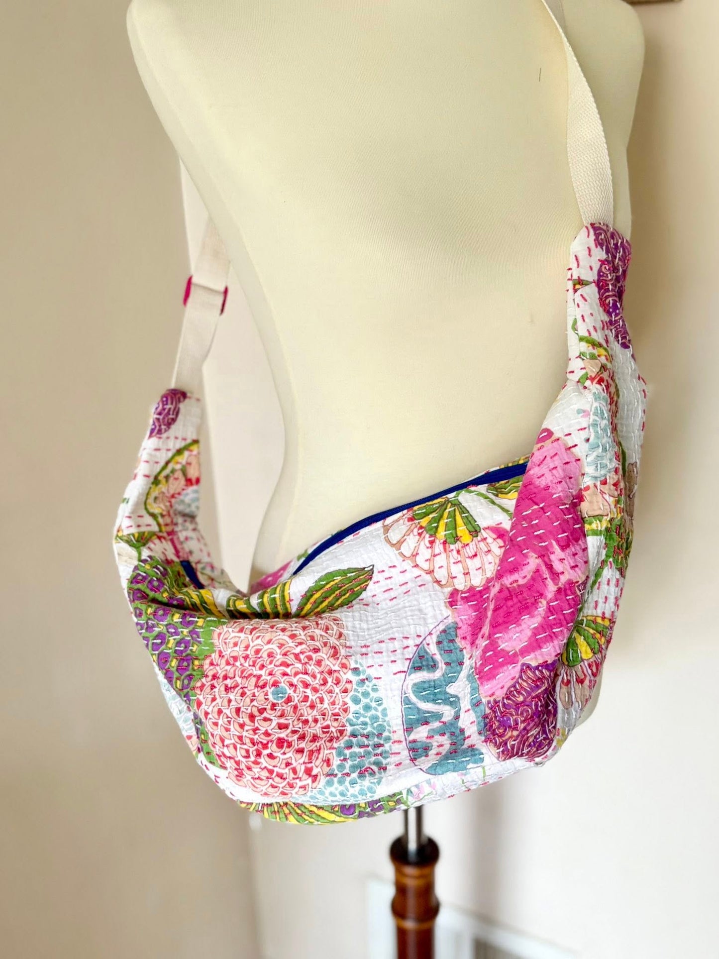 Floral embroidered sling purse