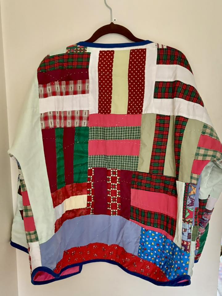 Lg quilted Holiday jacket