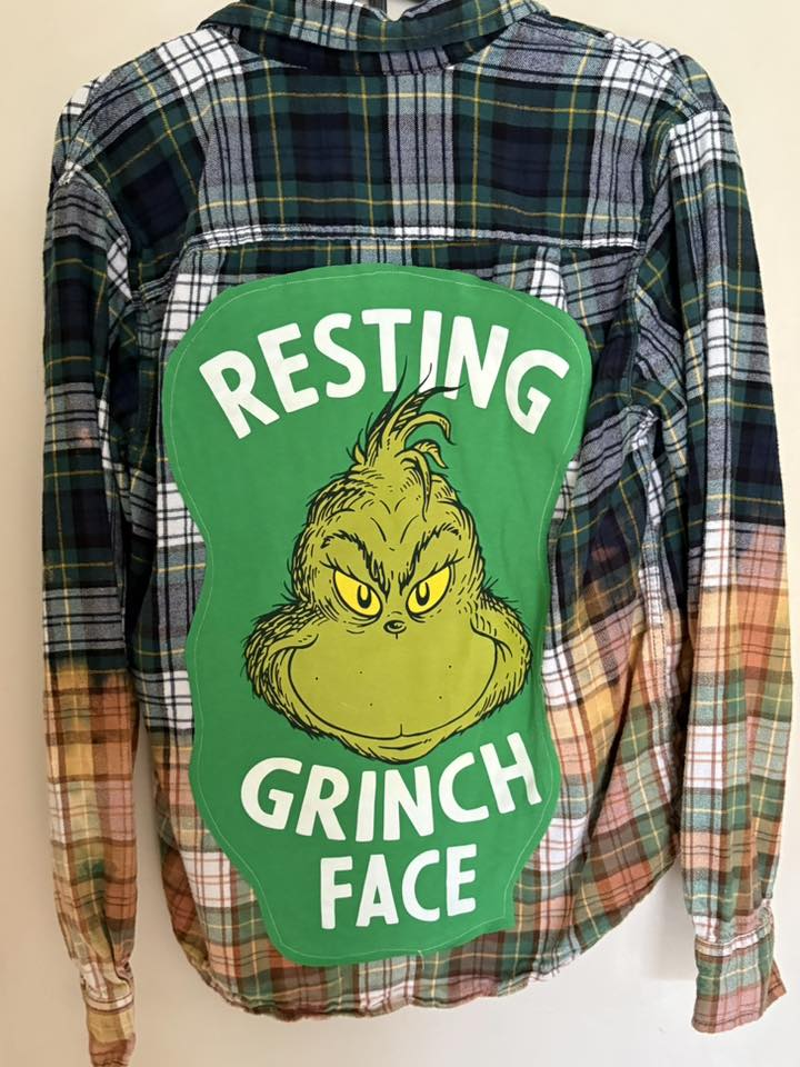 Resting grinch face medium flannel