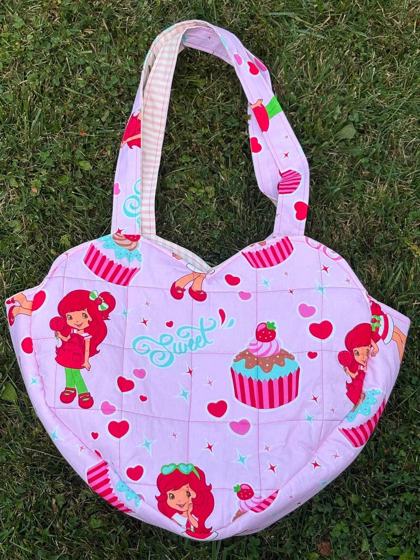 XL strawberry shortcake heart bag