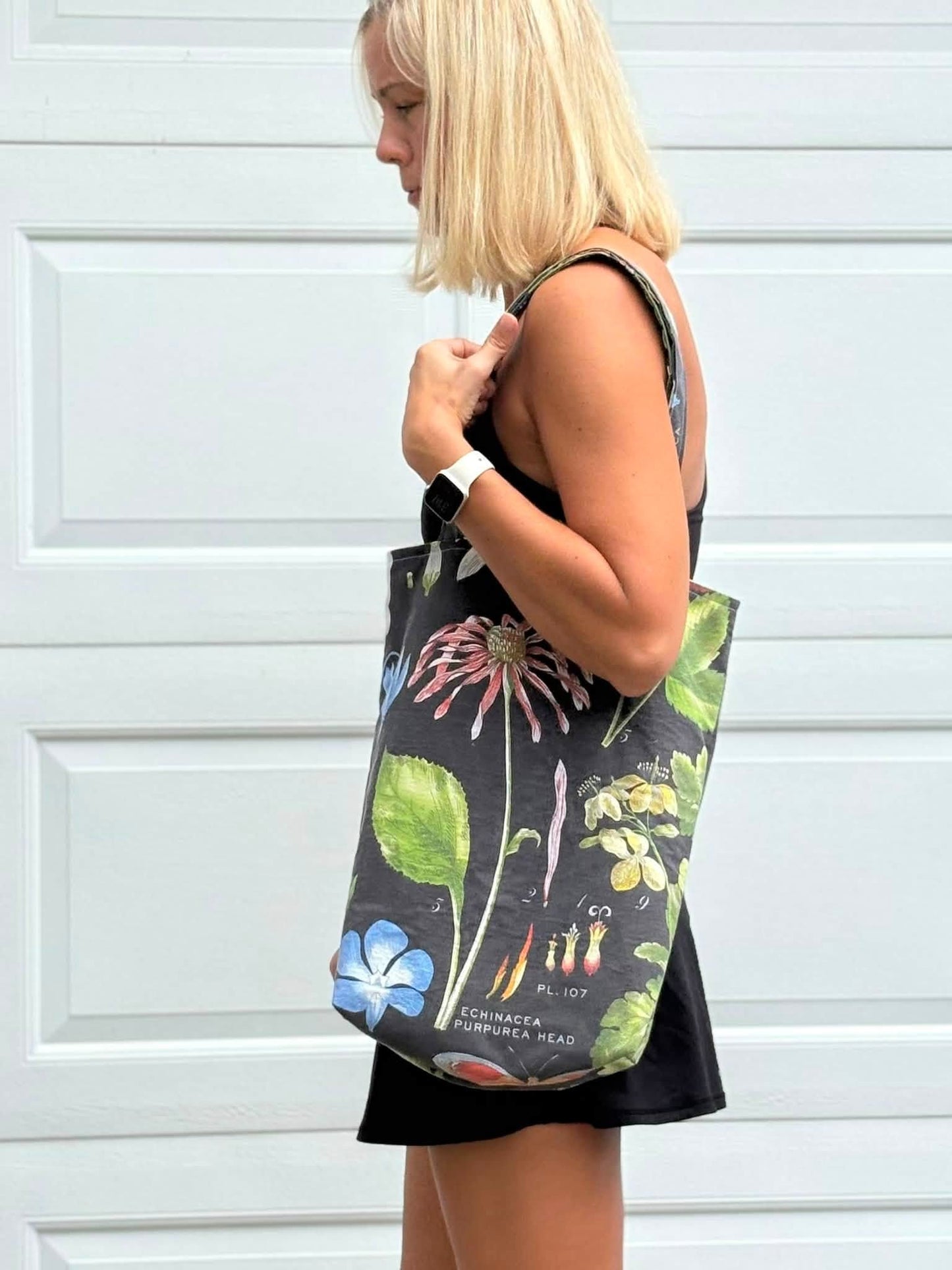 Herbology tote bag black
