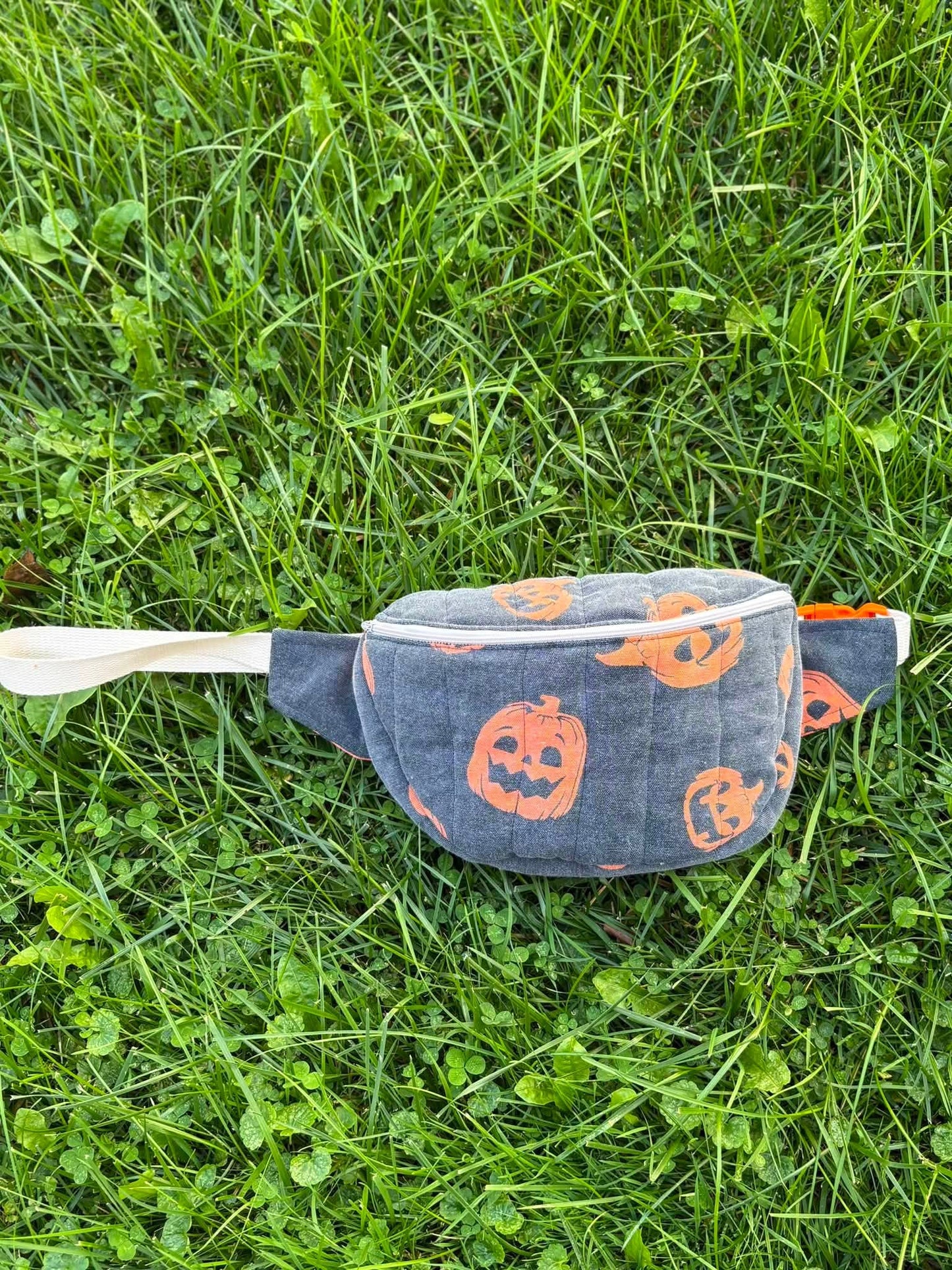 Vintage halloween cross body bag