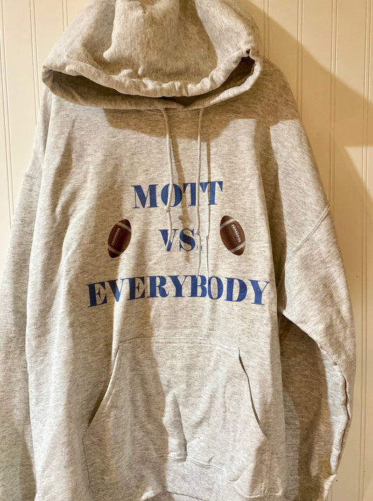 MOTT v everybody hoodie